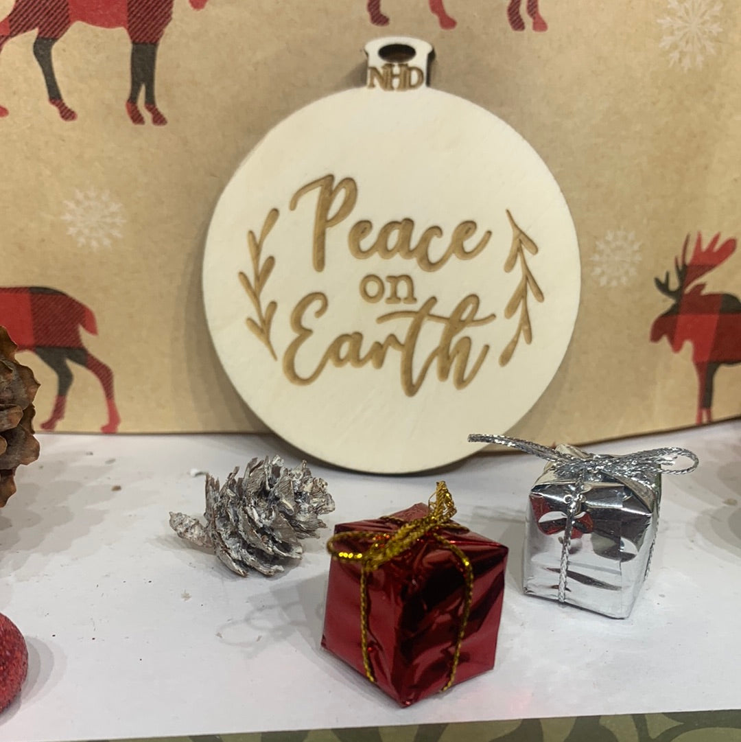Peace on earth Ornament