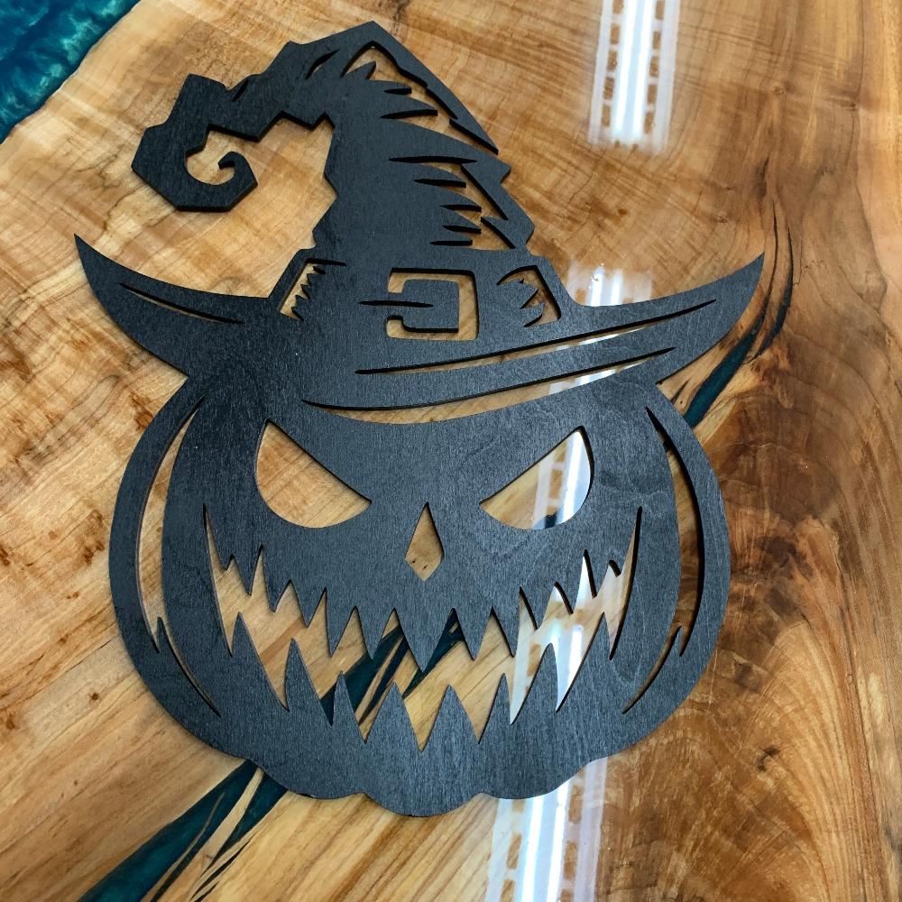 Creepy Pumpkin with Hat