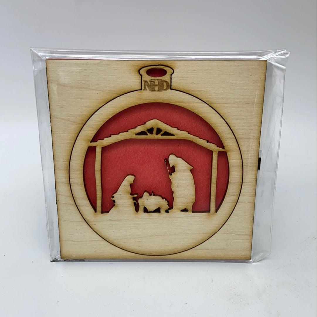 Manger ornament - Northern Heart Designs