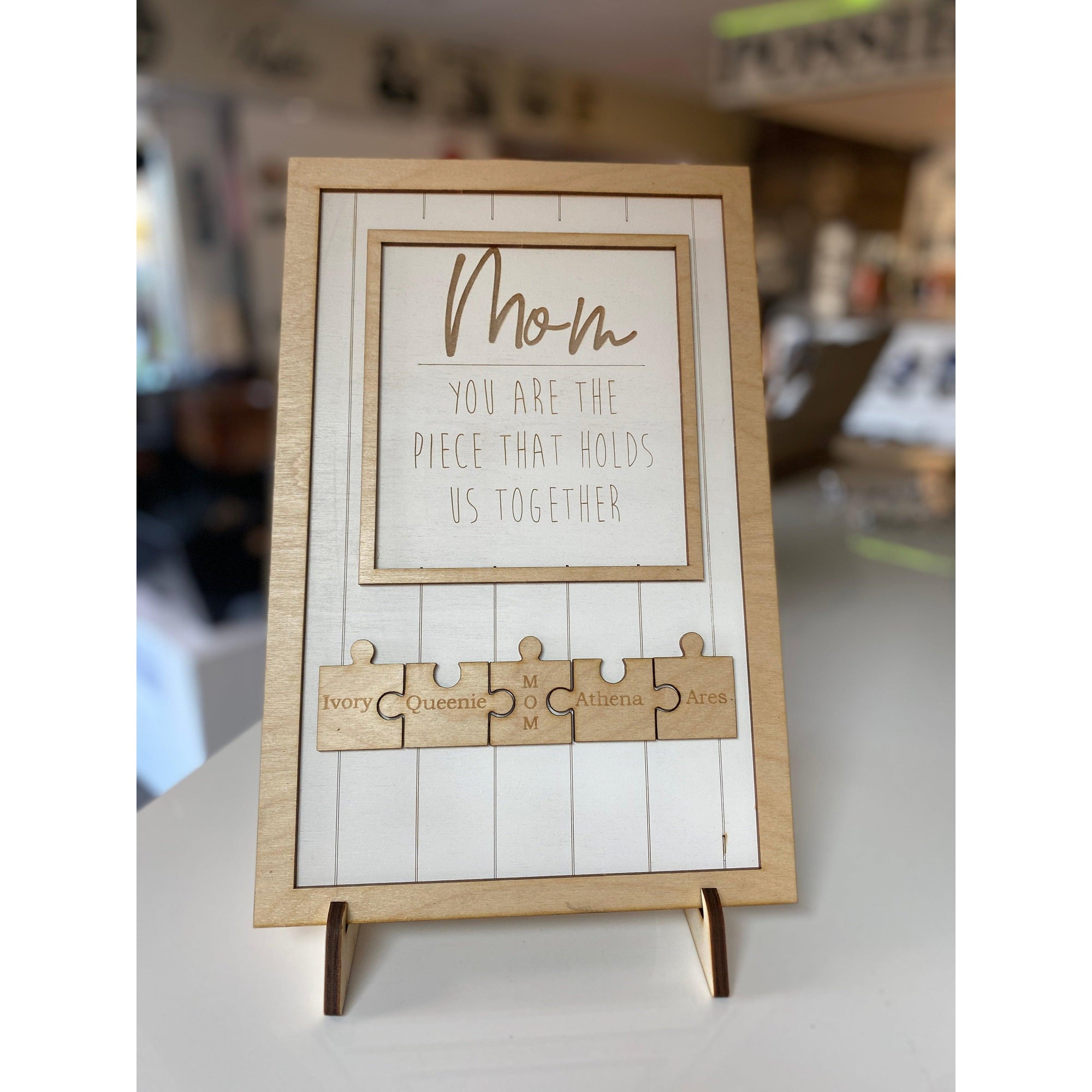 Mom Puzzle Sign - Northern Heart Designs