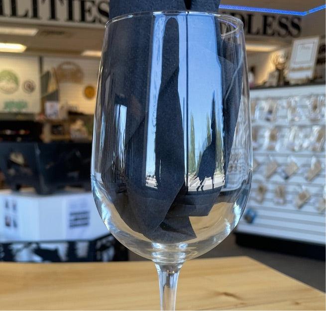 Wine Glass with engraving - Northern Heart Designs